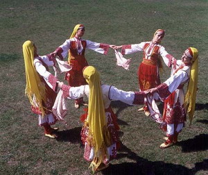 Traditional Bulgarian Dance