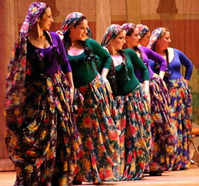 Traditional Iranian Dance - Persian Dance
